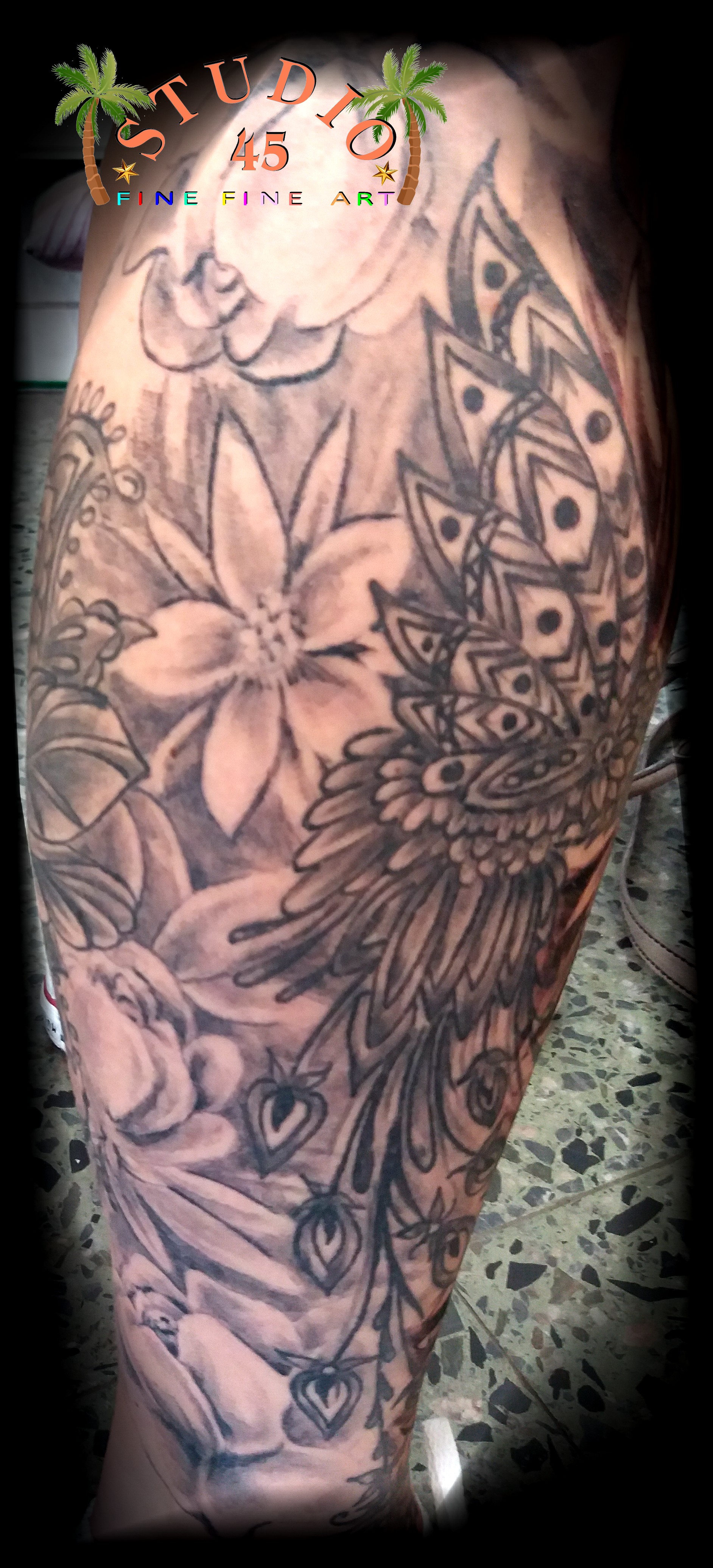 Mandala Flowers Wade - STUDIO 45